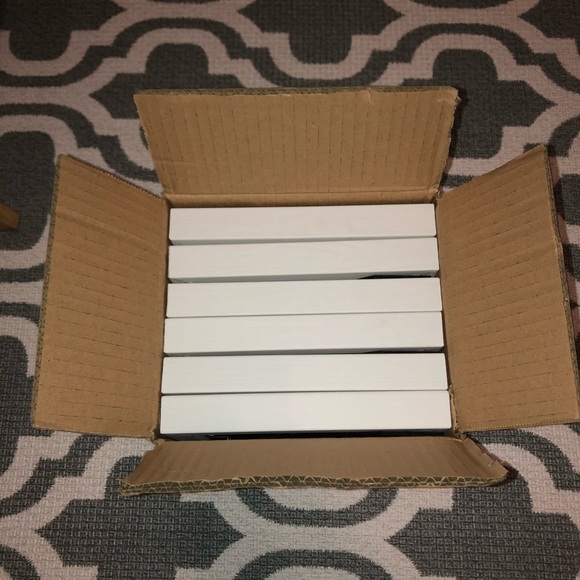 Set of 6 white wooden picture frames 4 X 6” NWT - Picture 2 of 8